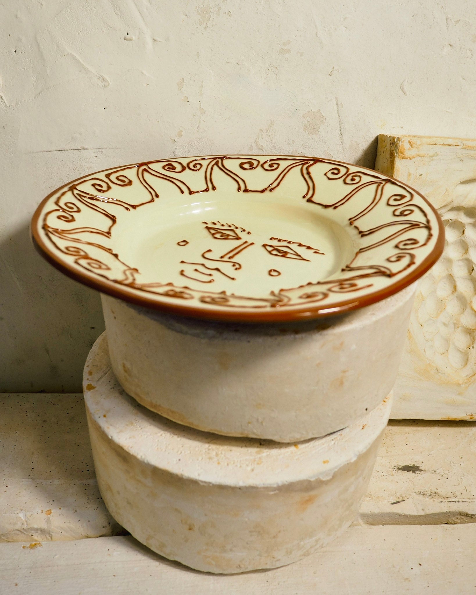 Etruscan Wall Charger Plate - Il Sole