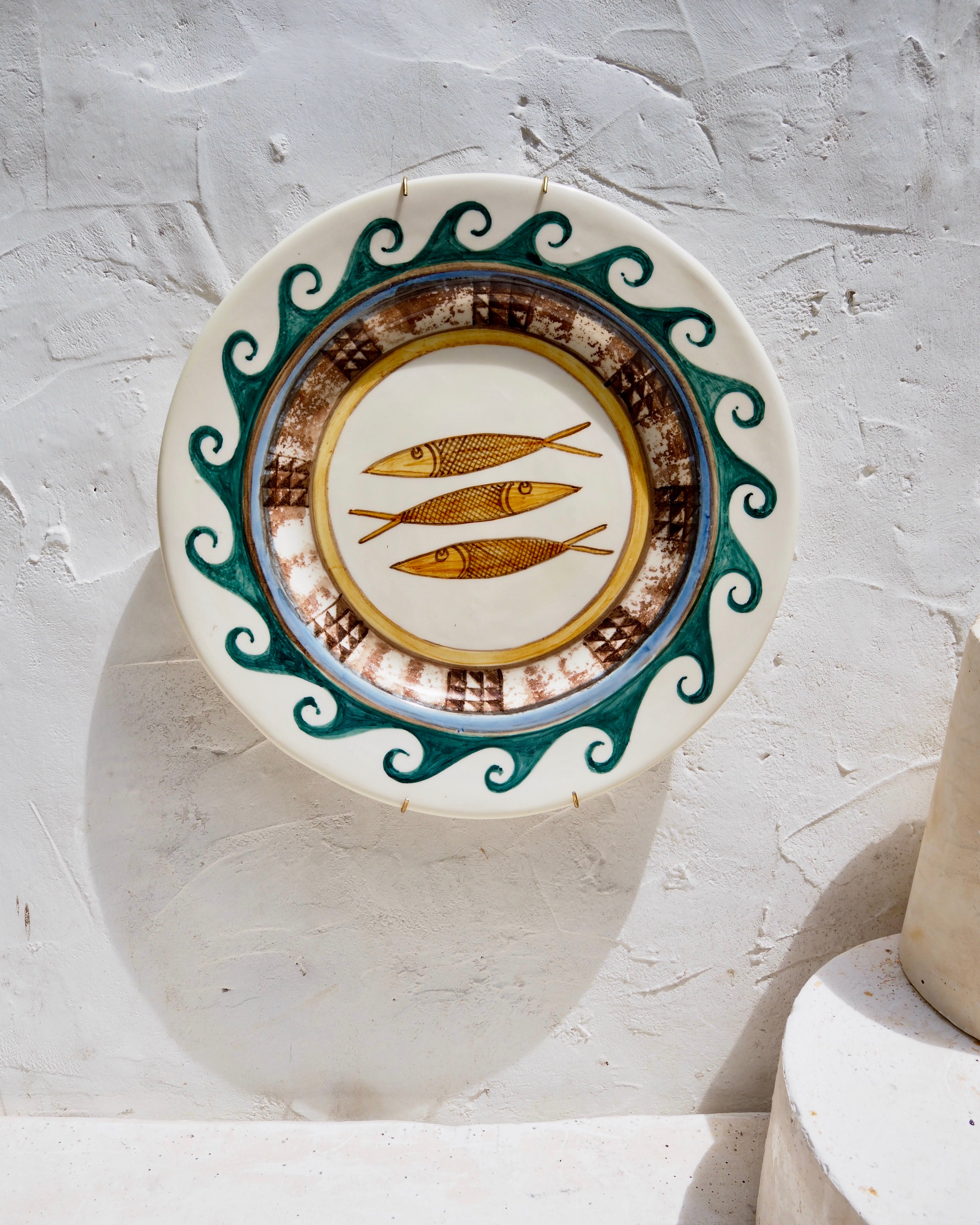 Plate with green wave design