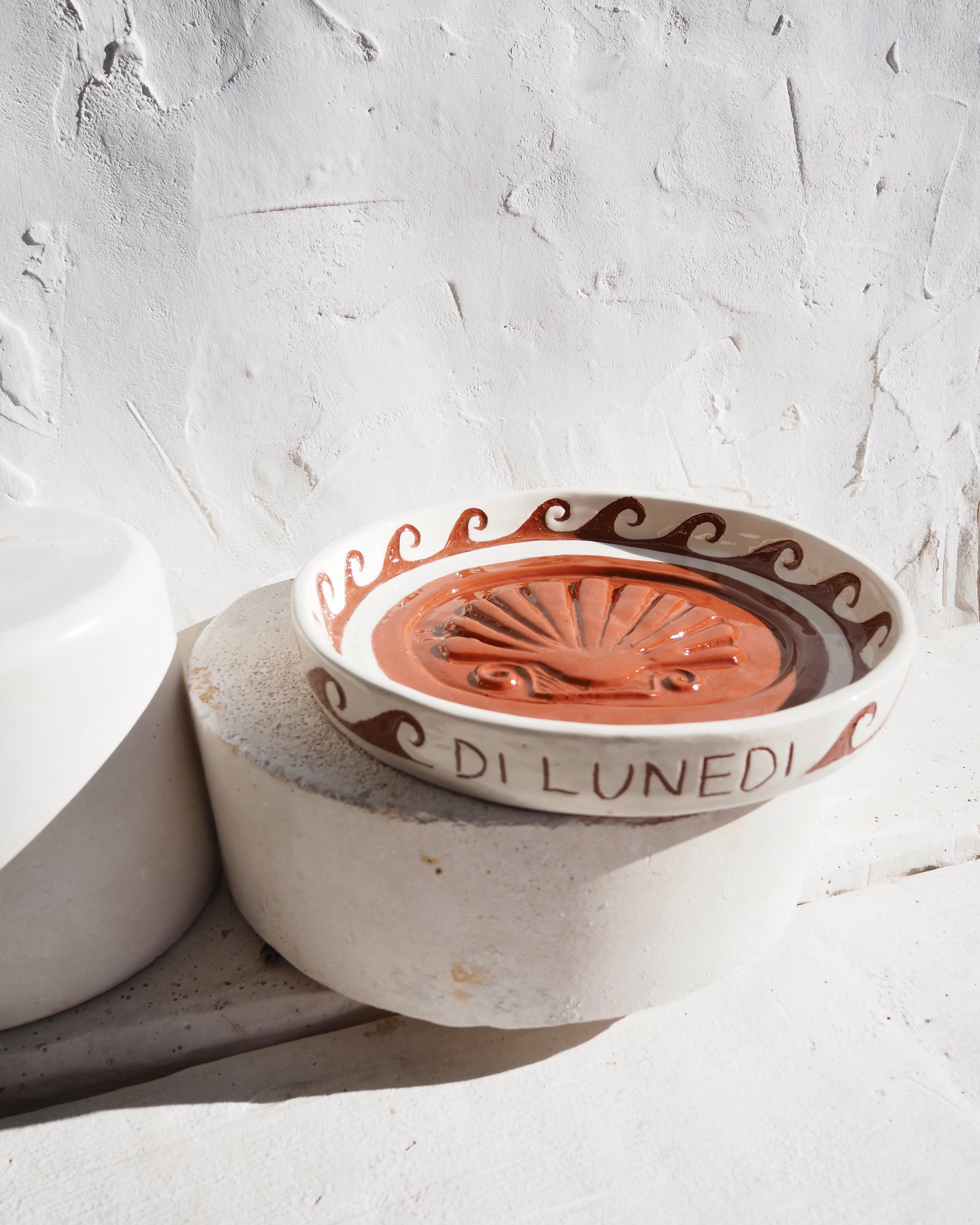 Sardine Plate - Embossed shell with carved border detail