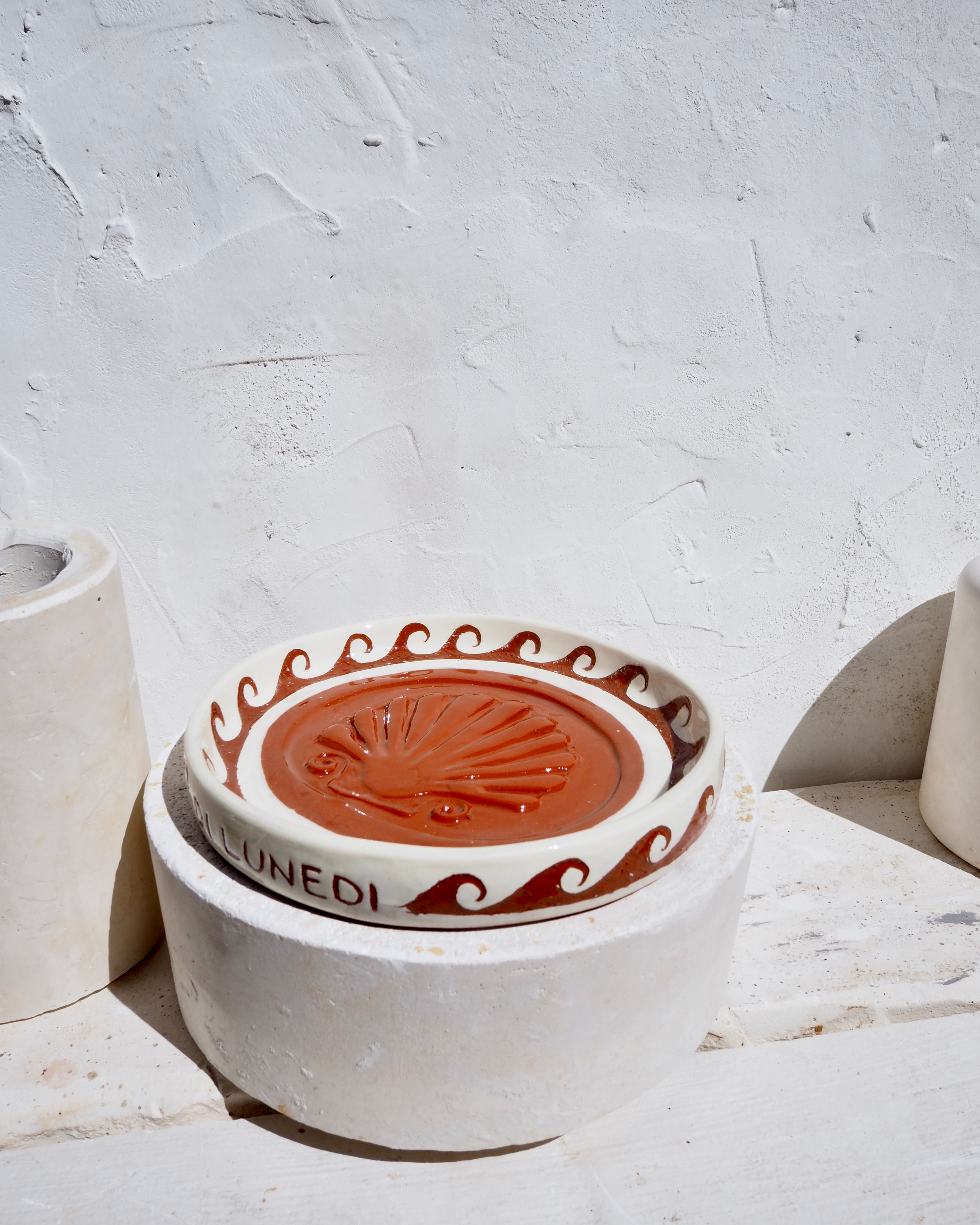 Sardine Plate - Embossed Shell and carved border detail