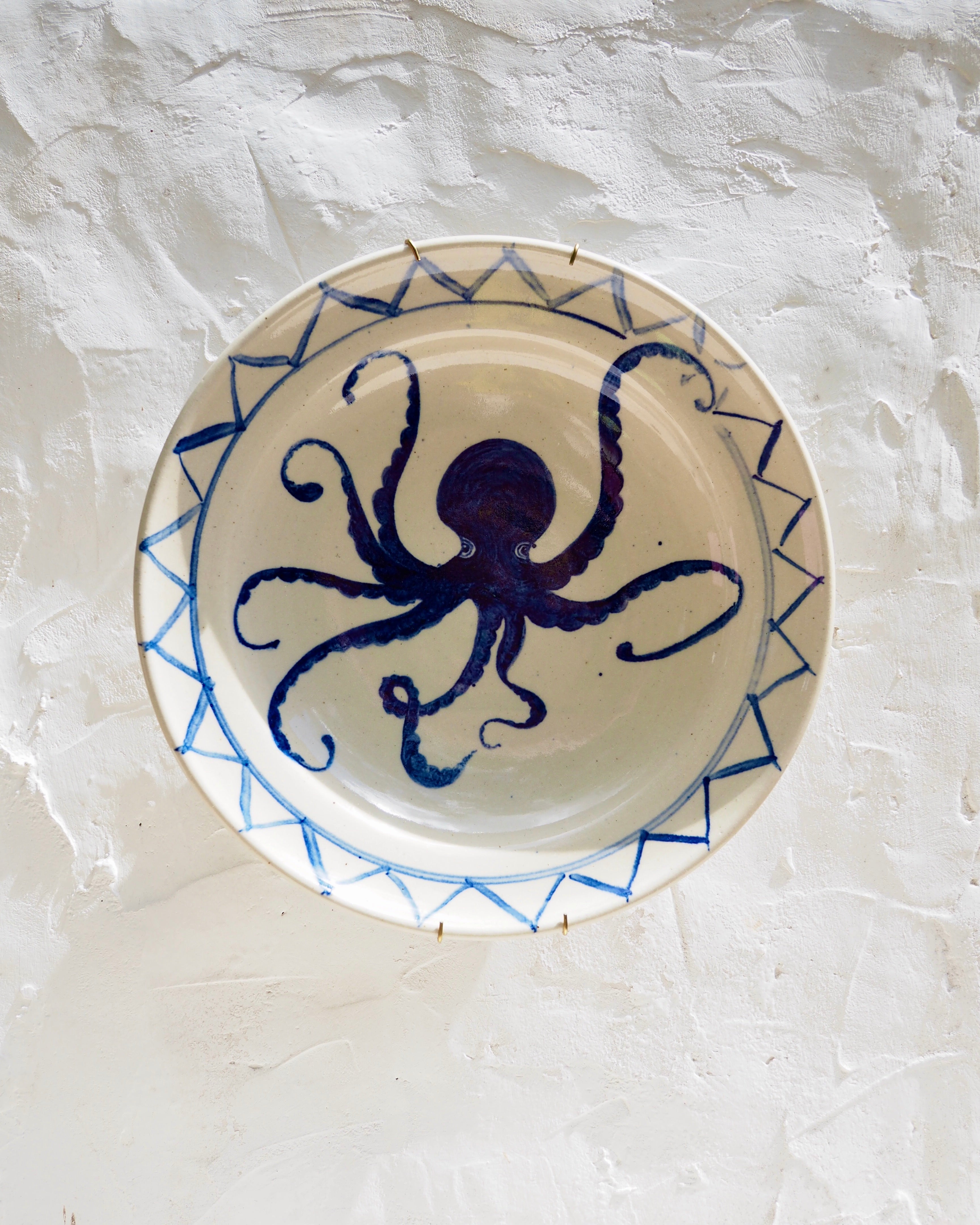 Charger plate in stoneware - Octopus