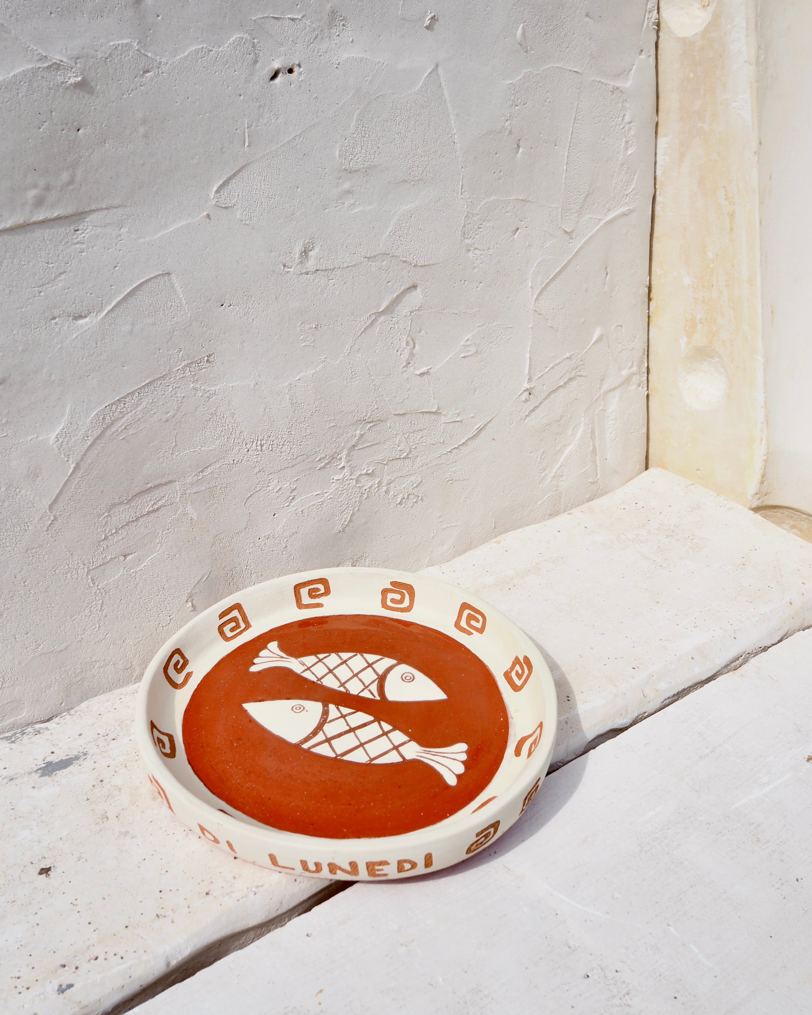 Sardine Wall Plate - Carved Pesce  with brass wall hook