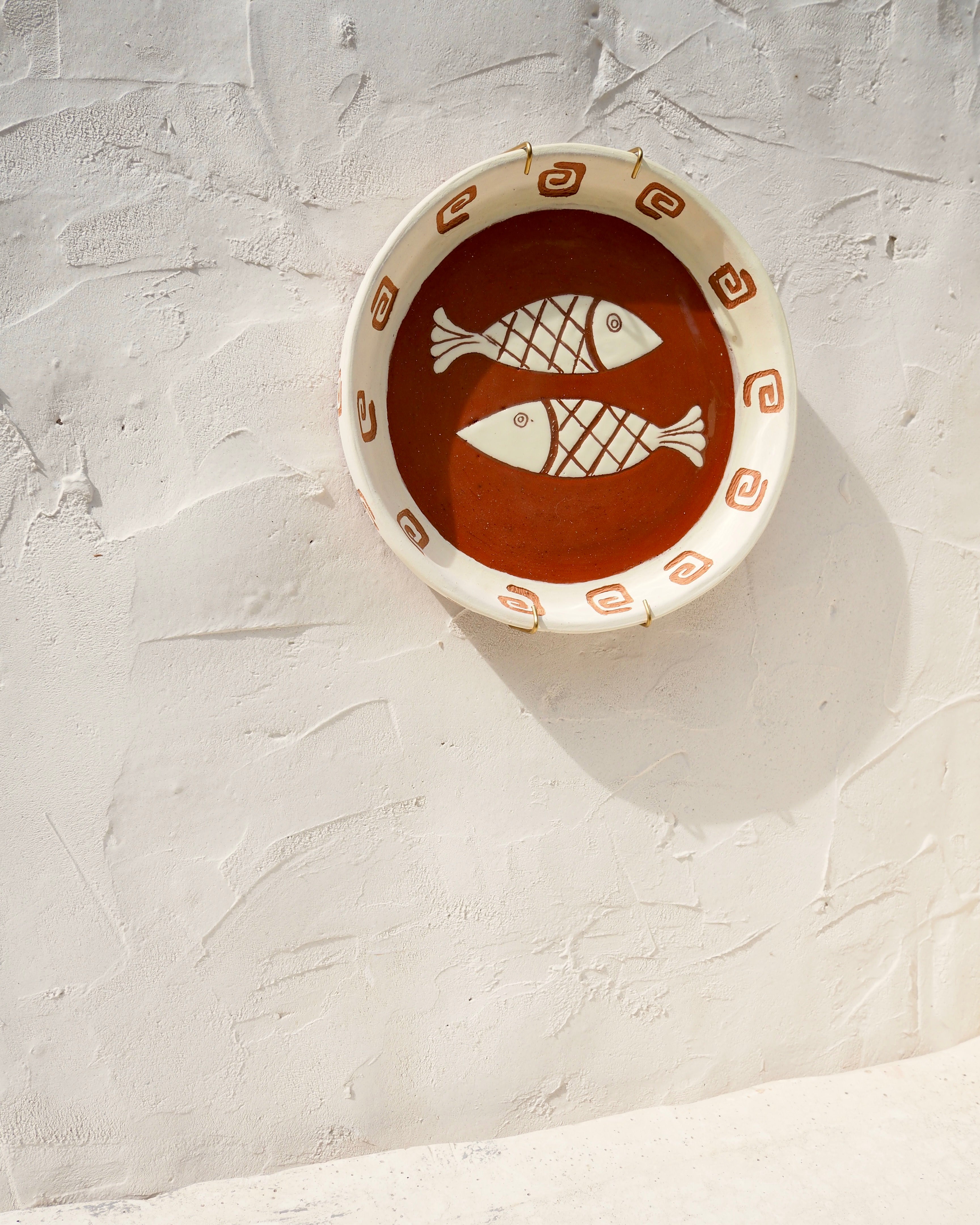 Sardine Wall Plate - Carved Pesce  with brass wall hook