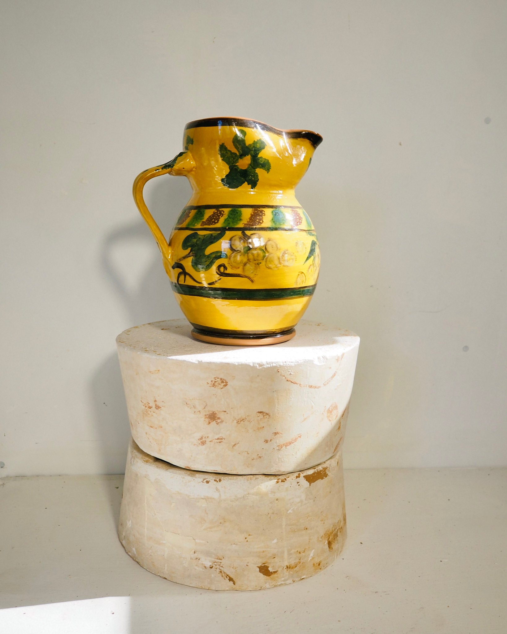 Terracotta jug - Sicilian yellow