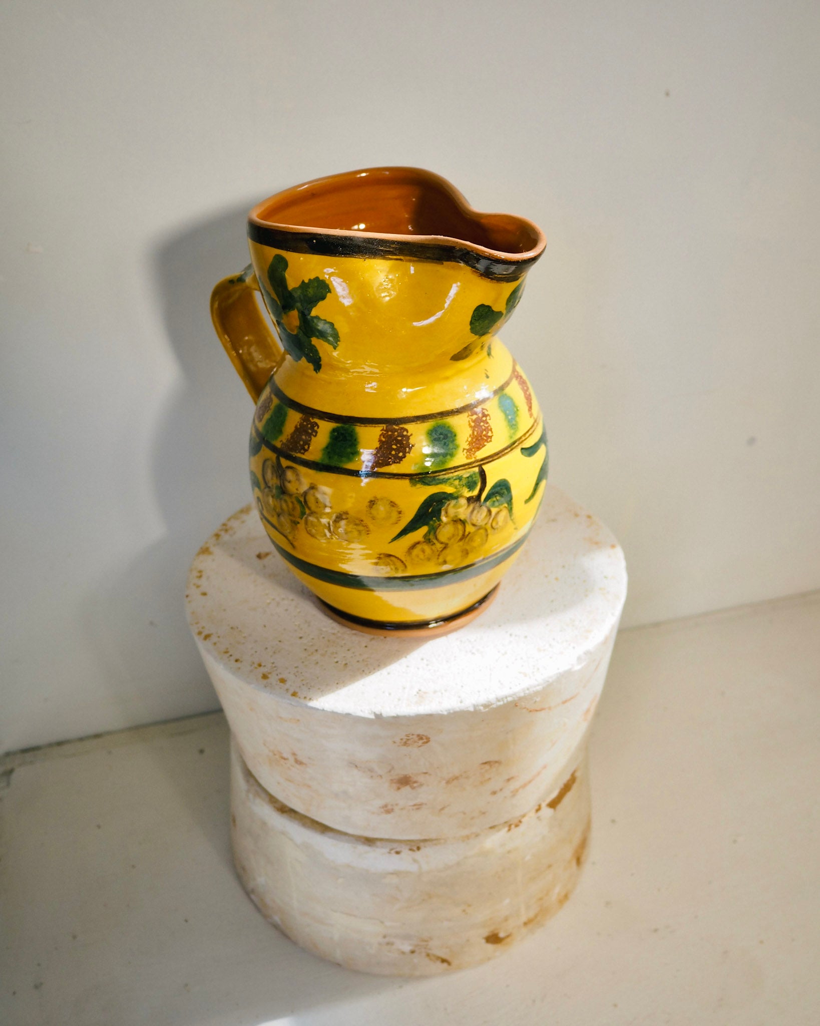 Terracotta jug - Sicilian yellow