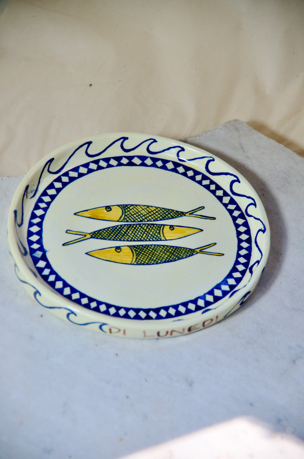 Sardine Plate - Mediterranean check