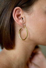 Load image into Gallery viewer, Spaghetti Earrings - Silver

