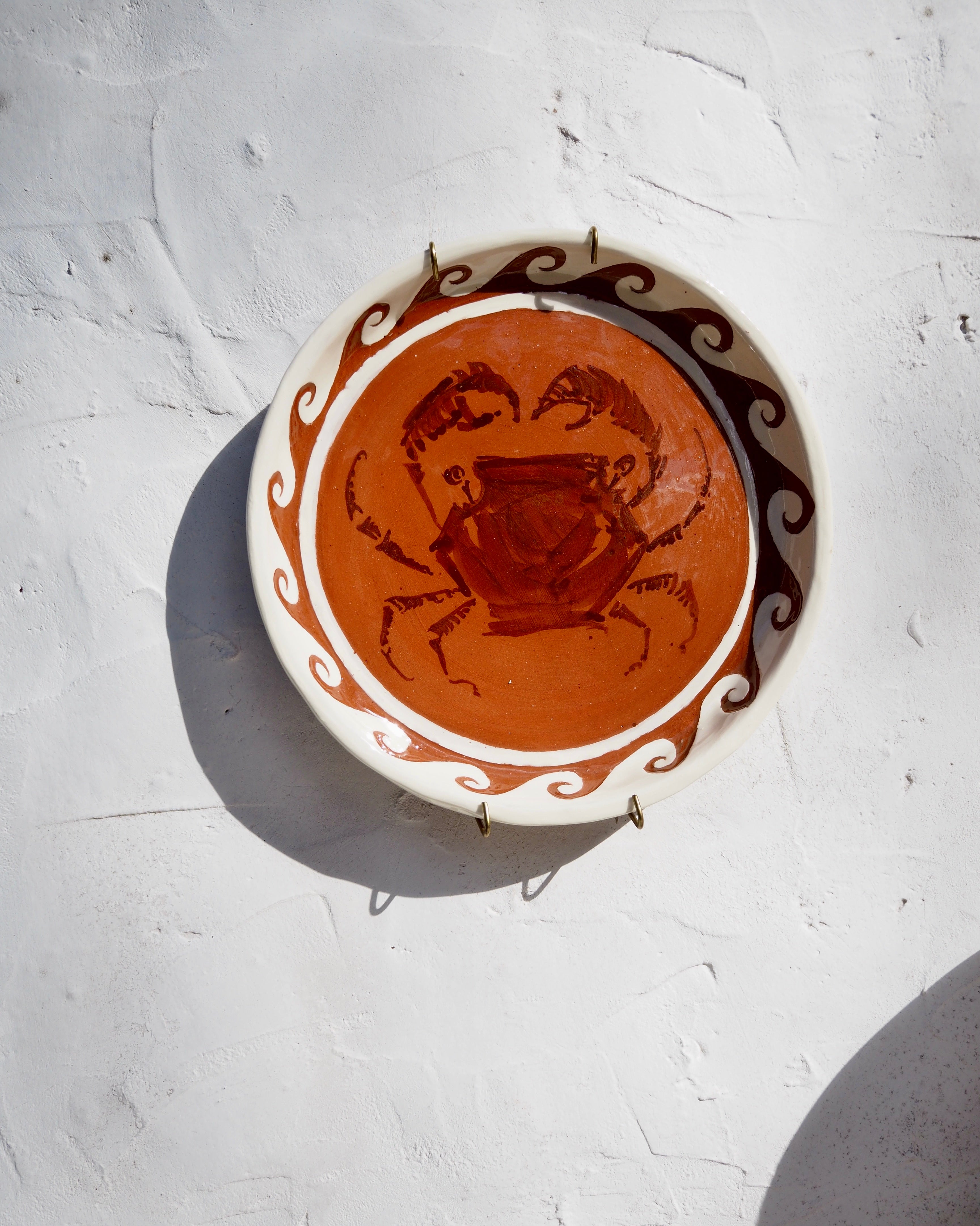 Sardine Plate - Granchio with carved wave border