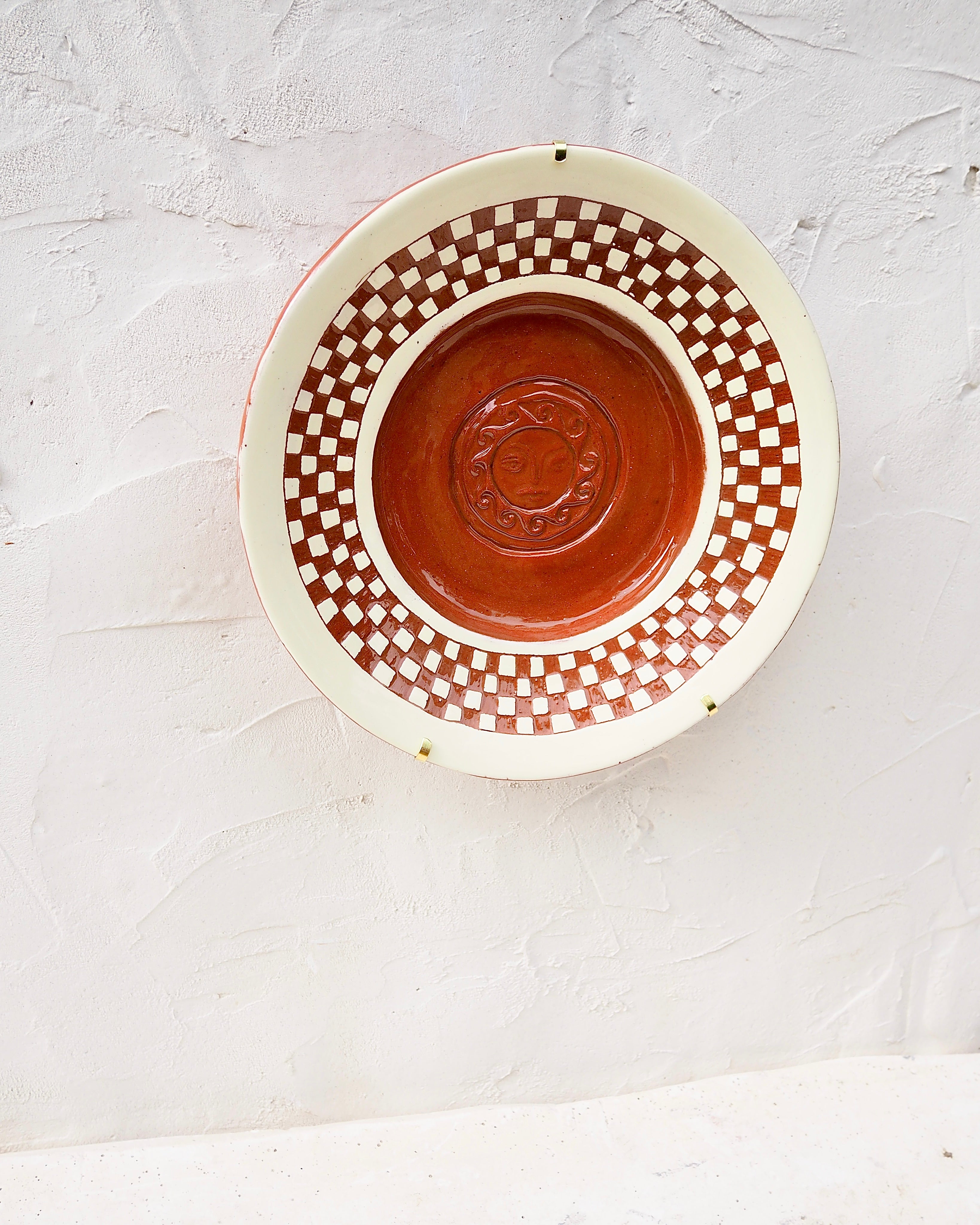 Puglia Plate - Pompeii check with brass wall hook